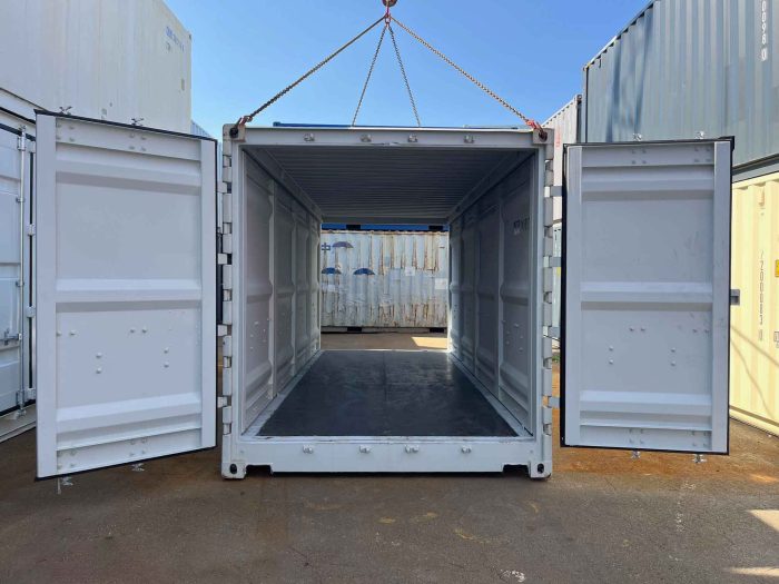 20ft – Double Side Door IICL 6 (Full Open Side), 241 013-1 (9) 20ft – Double Side Door IICL 6 (Full Open Side), 241 013-1 (9)